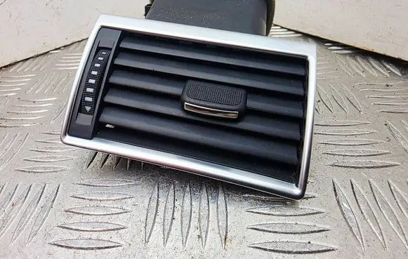 Audi A8 S8 D3 4E Dashboard side air vent grill/cover trim 4E0820902