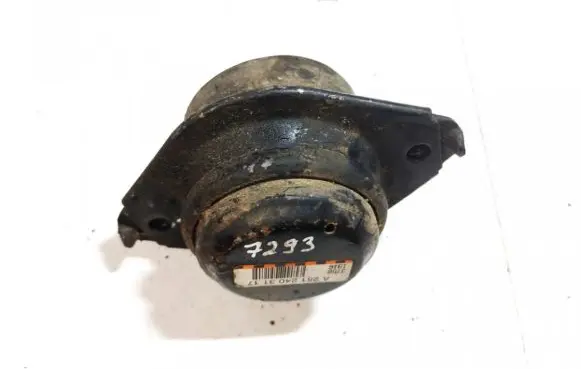 Mercedes-Benz ML W164 Engine mount bracket A2512403117
