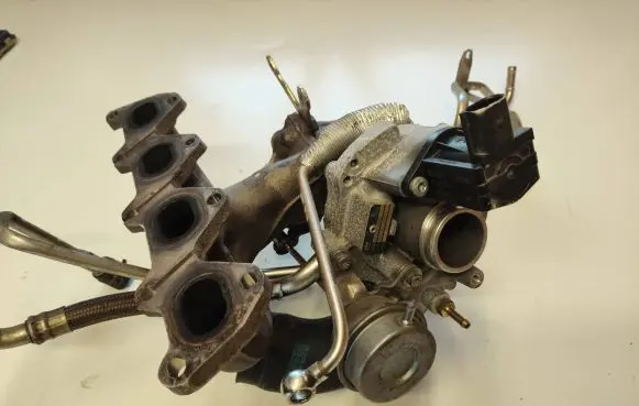 Volkswagen PASSAT B7 Turbo 03C145702R 0H50213801 K031874KAB42249