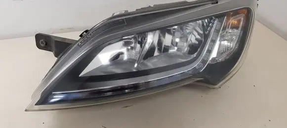 Peugeot Boxer Headlight/headlamp 1375102080