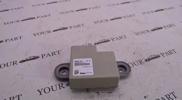 BMW 5 E60 E61 Antenna control unit 6935024