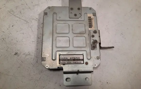 Mazda 626 ABS control unit/module 91M032452 GA2A67650