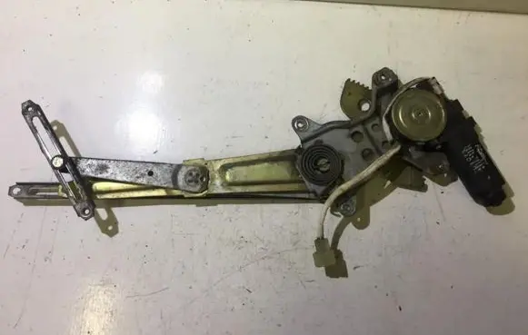 Toyota Carina T210 Sliding door window regulator with motor