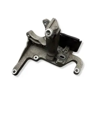 Ford Focus Engine mounting bracket AV6Q9B470BB