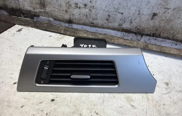 BMW 3 E90 E91 Dashboard side air vent grill/cover trim 14482110