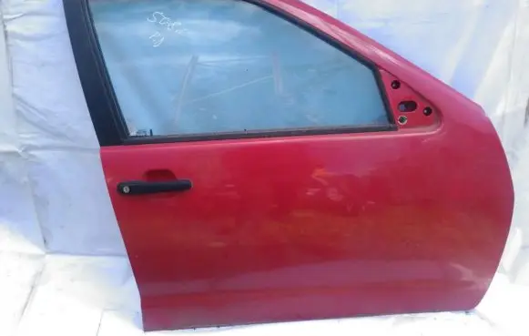 Seat Cordoba (6K) Front door raudona