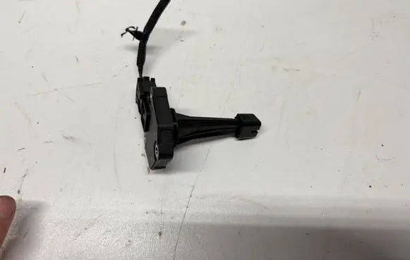 KIA Sportage Oil level sensor 215902F600
