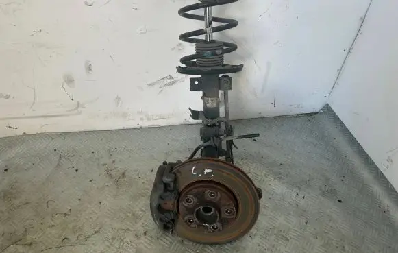 Renault Megane III Front wheel hub spindle knuckle