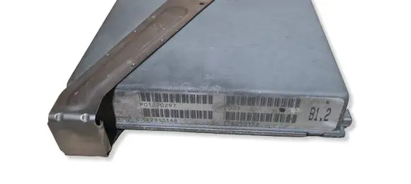 Volvo S70 V70 V70 XC Engine control unit/module 0281001592 P01270297