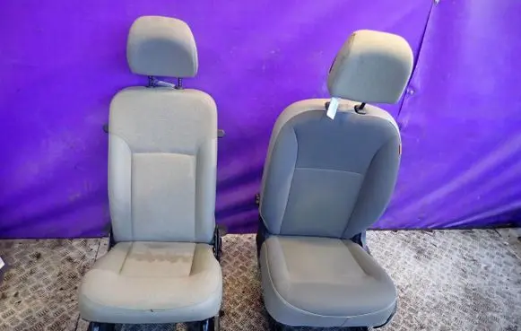 Renault Kangoo II Seat set 