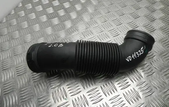 BMW X1 F48 F49 Air intake hose/pipe 1105885S01 VD11325