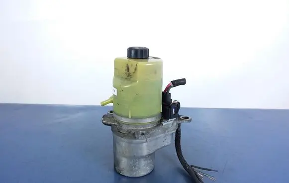 Ford Focus Power steering pump 6Q0907379AF