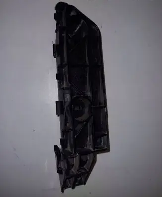 Honda CR-V Front bumper mounting bracket