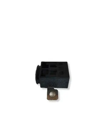 Audi A5 Battery relay fuse 4F0915519