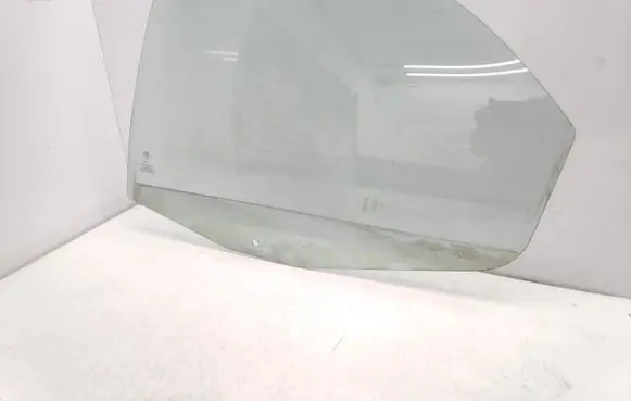 Alfa Romeo 156 Rear door window glass DOT36 AS2 M129