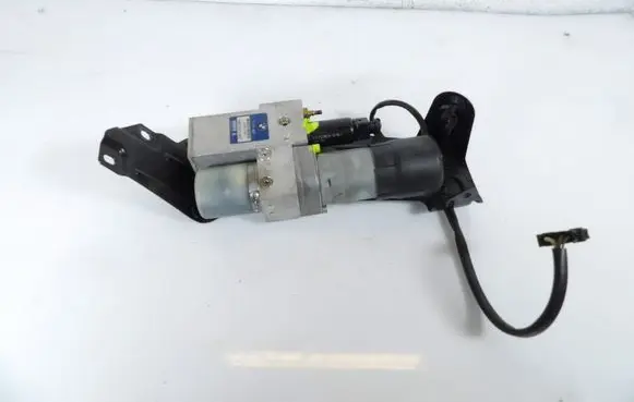 Tailgate opening switch