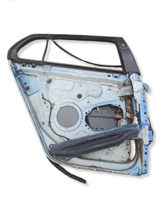 Volkswagen Golf V Rear door 