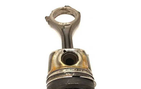 Audi Q7 4L Piston with connecting rod 059AA