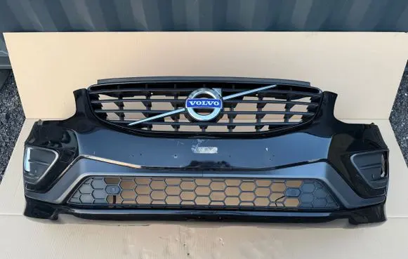 Volvo XC60 Front bumper 31383105