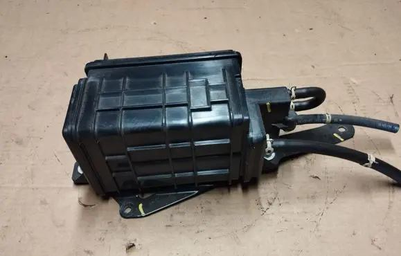 Honda CR-V Active carbon filter fuel vapour canister F6690