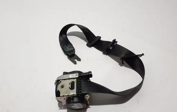 Volvo V40 Front seatbelt 31390454
