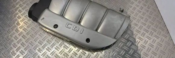 Mercedes-Benz C W203 Engine cover (trim) 6110101167