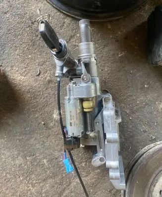 Audi A6 S6 C5 4B Steering wheel axle 327260 404598