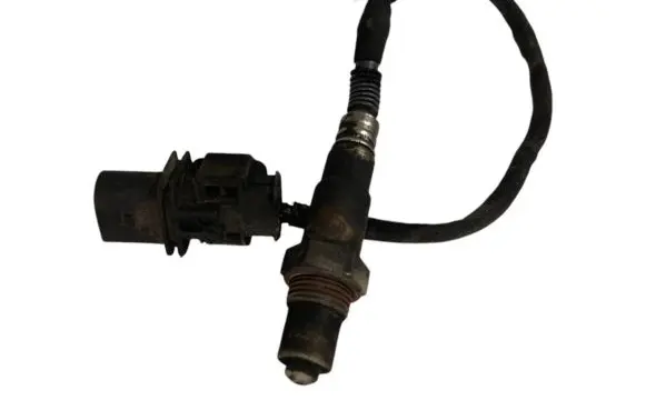BMW 5 E60 E61 Lambda probe sensor 7791592 0281004019