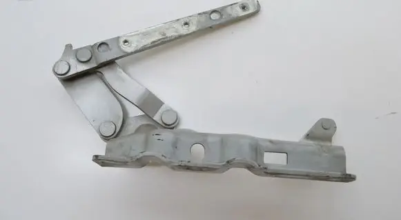 Lexus IS 200-300 Engine bonnet/hood hinges A2038800428