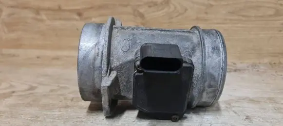 Skoda Superb B5 (3U) Mass air flow meter 059906461M