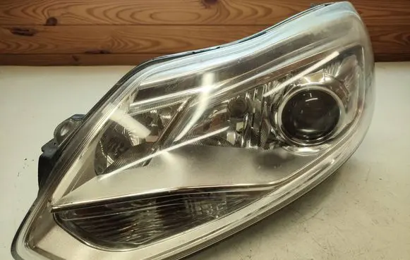 Ford Focus Headlight/headlamp BM5113D155AG 1L77B 14821