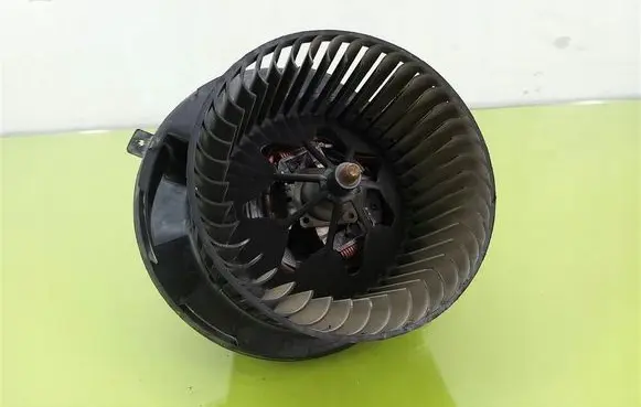 Volkswagen Caddy Heater fan/blower 698809
