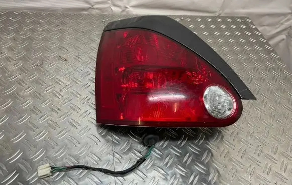 Nissan Maxima A34 Rear/tail lights 949600