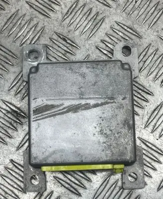 Infiniti I30 Airbag control unit/module 988203Y100