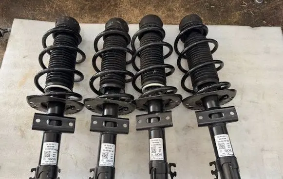 Volkswagen Up Front shock absorber/damper