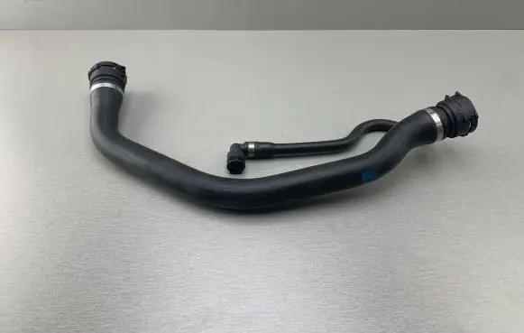 BMW 7 E65 E66 Engine coolant pipe/hose 17122249459 2249459