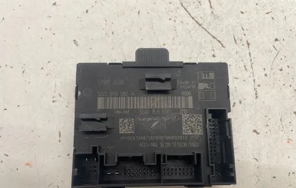Audi A3 S3 8V Door control unit/module 5Q0959592A 5Q0959592