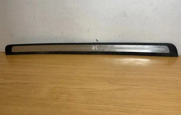 Audi A5 8T 8F Front sill trim cover 8T0853374 C2225