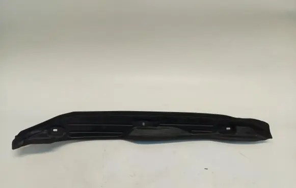 BMW 2 Active Tourer U06 Fender end trim 7952080