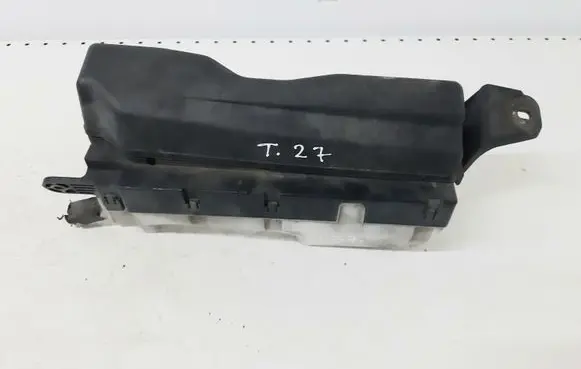 Toyota Corolla Verso AR10 Fuse box set