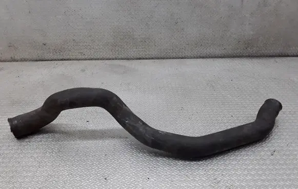 Volvo XC90 Engine coolant pipe/hose