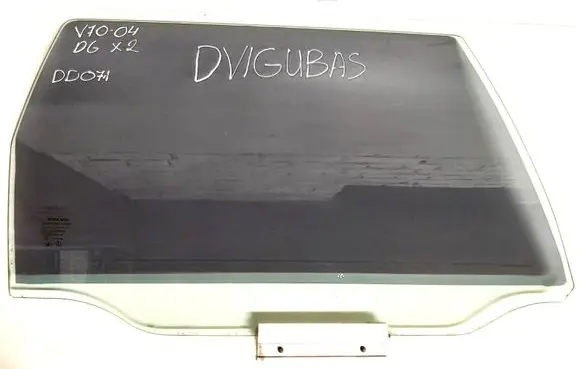 Volvo V70 Rear door window glass