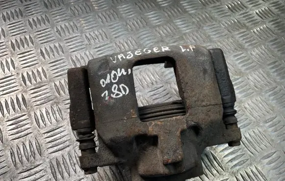 Chrysler Grand Voyager V Front brake caliper