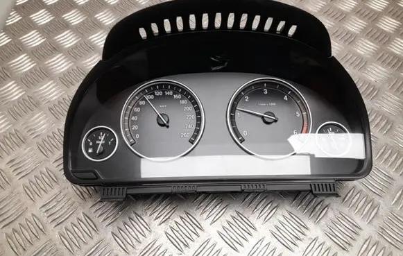 BMW X3 F25 Speedometer (instrument cluster) 9280482