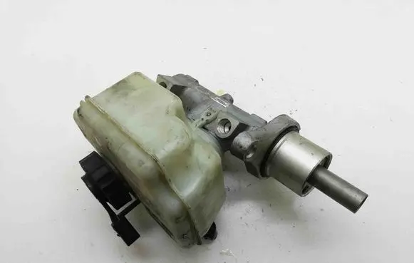 Audi A3 S3 8P Master brake cylinder 1K1611301C