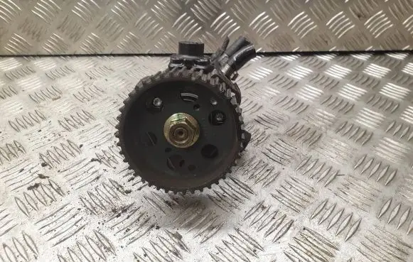 Opel Astra H Fuel injection high pressure pump 0445010097 0055204599