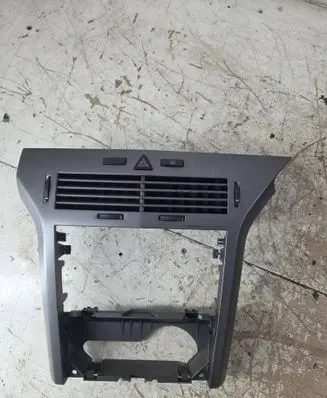 Opel Astra H Dash center air vent grill 13100105 0320