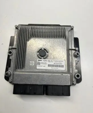 Peugeot 3008 I Engine control unit/module 9813043480