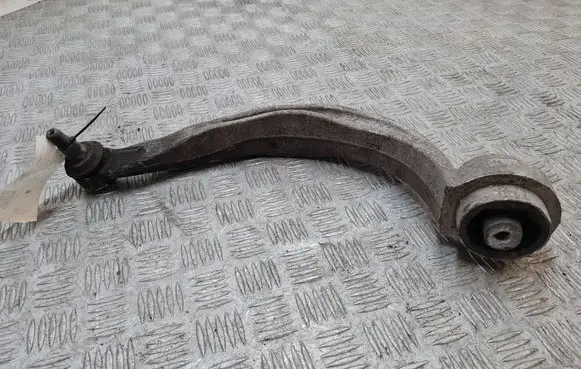 Audi A4 S4 B8 8K Front lower control arm/wishbone PRIEKINESAKE