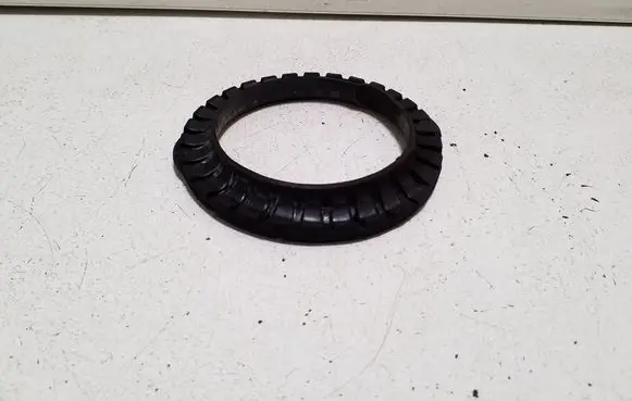 Volvo XC60 Front coil spring rubber mount 9G915A327AAA